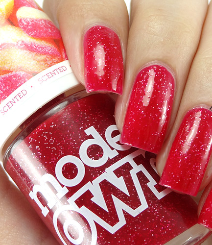 Smalto per unghie - , modelsown